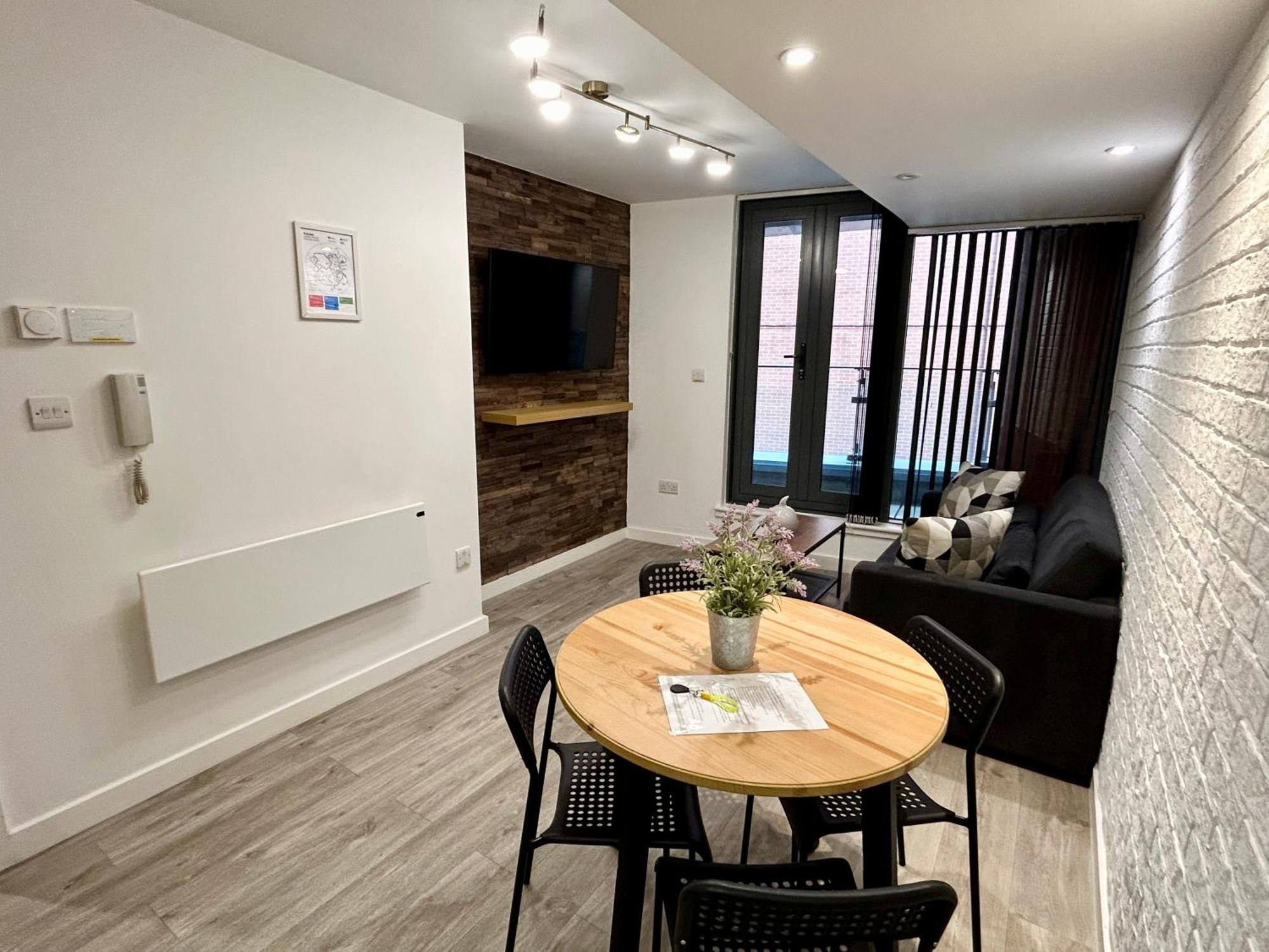 One Bed Apartment - City Centre Manchester Buitenkant foto